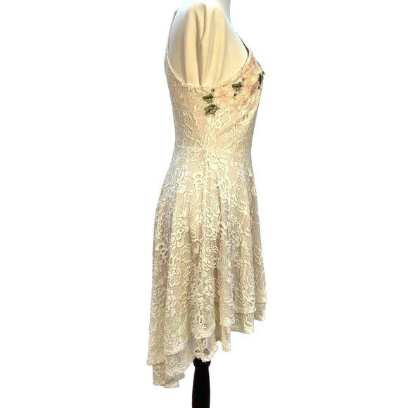 City Triangles Ivory Lace Floral Applique High-Low Sleeveless Dress Size 4 - Picture 3 of 8